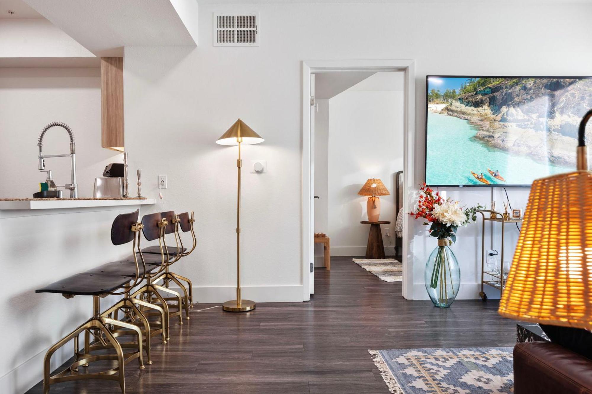 14 Santa Monica Gorgeous Apartment Лос-Анджелес Экстерьер фото