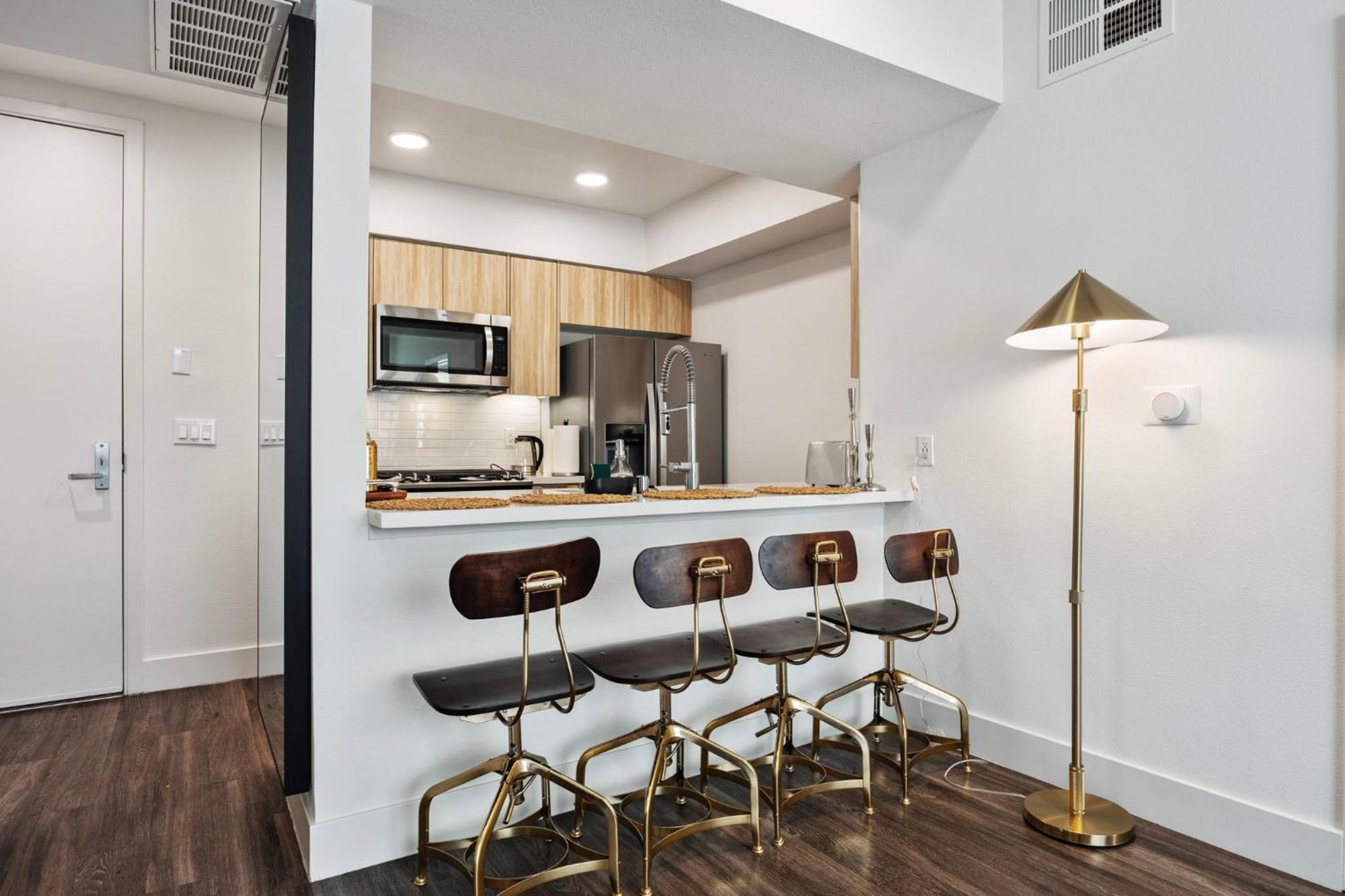 14 Santa Monica Gorgeous Apartment Лос-Анджелес Экстерьер фото